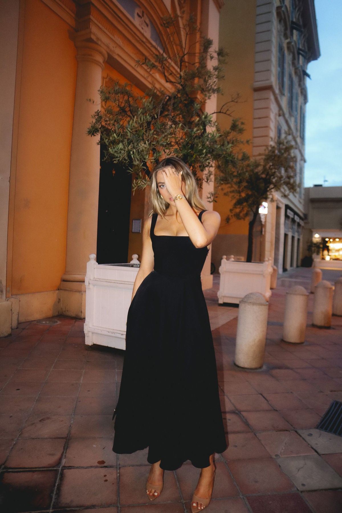 Odd Muse - High Waist Square Neck Midi Dress (Black)